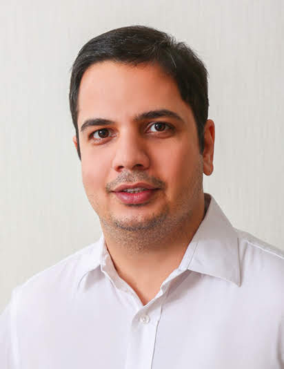 Mr Sourabh Gogna, Vice President, Professional Services Practice, at Smart Cube, and a Masters in Business Law from NLSIU, specializing in Growth Strategies and Consulting Support for Law Firms, on alternate career choices post Law