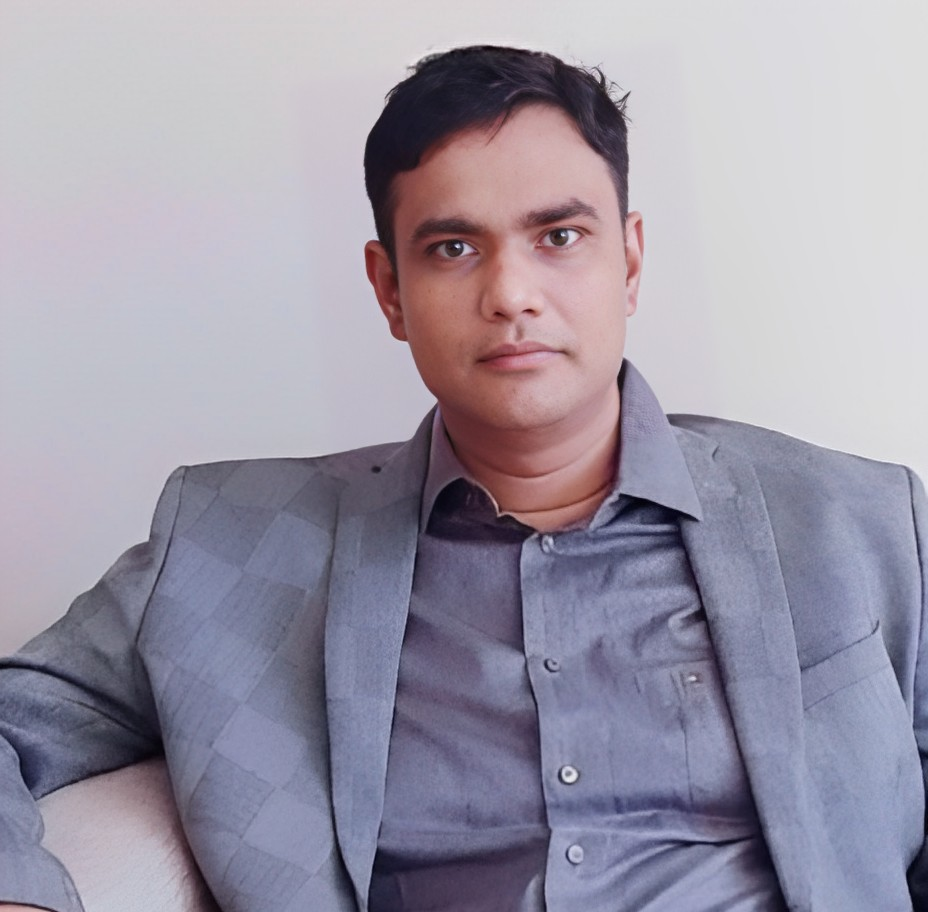 A luminary in the legal realm with a diverse portfolio, shares his transformative journey from litigating lawyer to acclaimed General Counsel – “A Riveting Conversation with Dr. Mukul Shastry, Renowned General Counsel and Executive Director of Cube Highways”