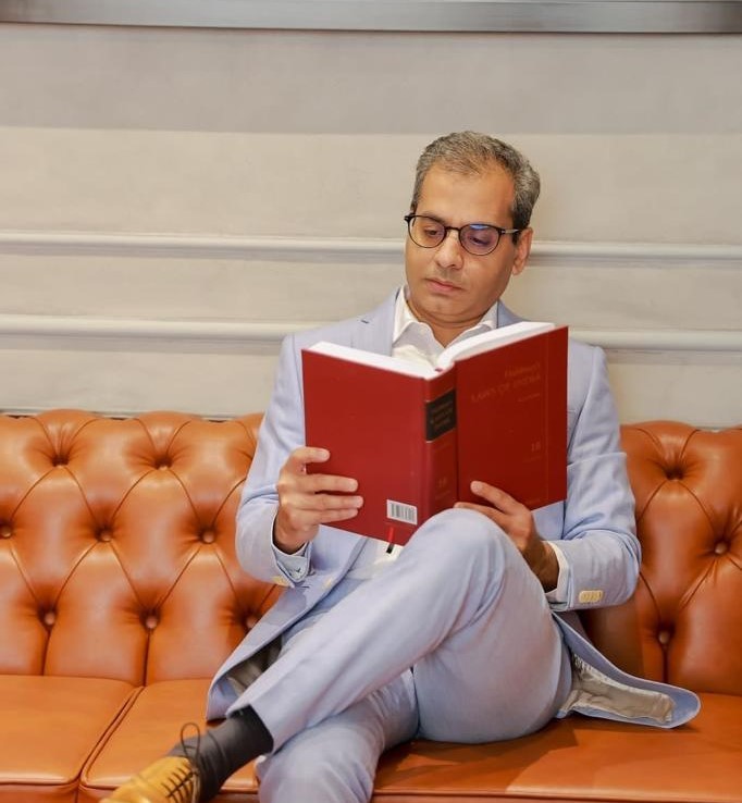 “Remember the three “I” s which are essential for a fruitful career in litigation, namely Intelligence, Industry and most importantly, Integrity” – Witnessing Legal Transformation with Parvez Memon, Senior Partner at MZM Legal LLP