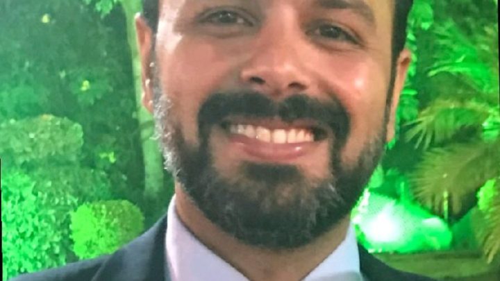 “Early exposure to courtroom dynamics sharpens your analytical prowess and pragmatism, equipping you to navigate complex legal scenarios with confidence.” – Manik Sood, Senior Vice President, Legal at Zee