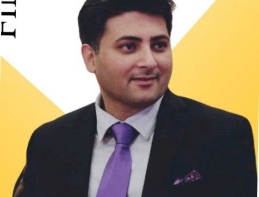 “The intersection of law and company secretaryship provides a comprehensive perspective for addressing legal intricacies within a corporate environment.”- Varun Prabhakar, Legal Head at Devyani International Limited