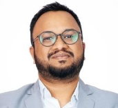 “Integrity is paramount. Build a strong foundation in legal principles, network actively, and gain practical experience through internships.” – AGM, Head – Business Ethics Compliance Officer at MANKIND PHARMA LTD