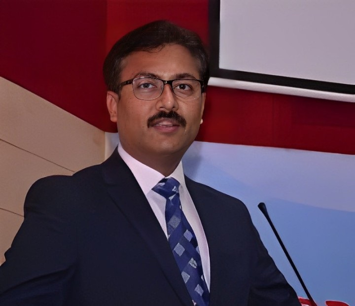 “Each failure pushed me harder to succeed, and that resilience shaped who I am today.” – Sumit Garg, Founder of Alpha Corporate Legal.