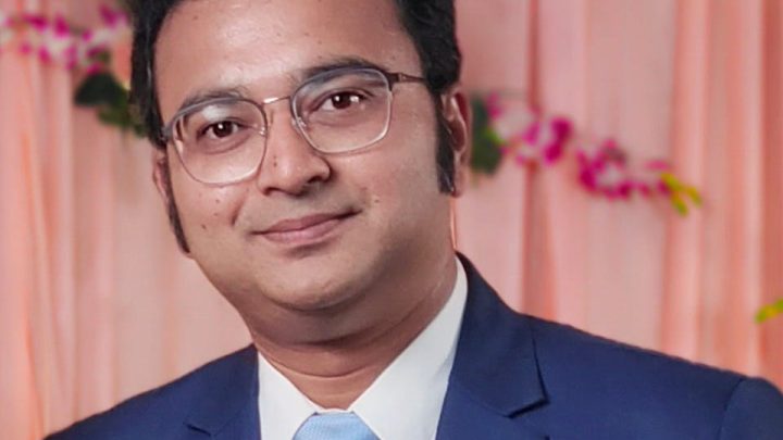 “A legal career, just like Rome is never built in one day, it’s like trust and based on it, which is built over a longish period of time and even greater service through GRIT, sincerity and hard work.” – Soumyadeep Biswas, Attorney at Law, at High Court of Calcutta