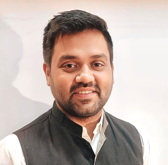 “In the legal profession, you remain a student for life, the moment you stop learning is the moment you stop growing.” – Shivansh Soni,  Associate Partner at Zentrum Law Partners.