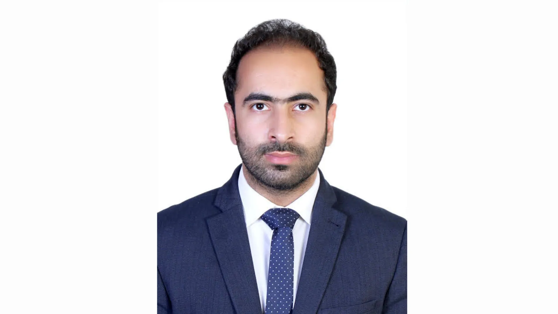 From Top Tier Firms to building an Independent Supreme Court Practice - Tejasv Anand